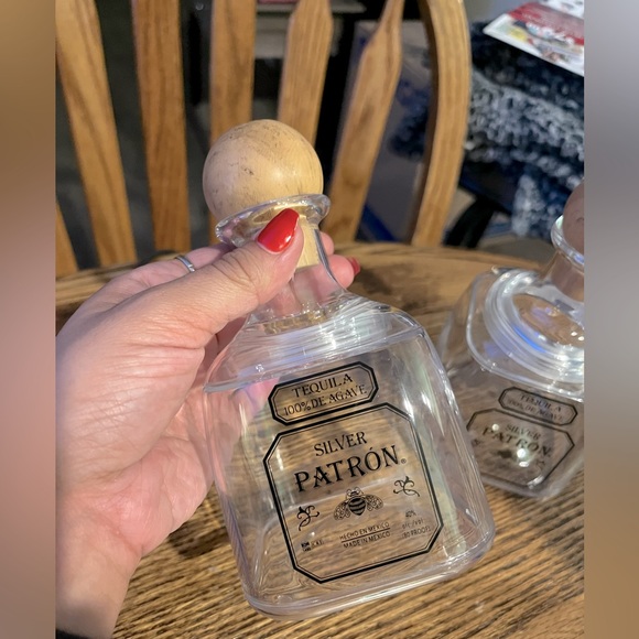 🚫 SOLD 🚫 NWOT Patron Margarita Shakers set of 2 - Picture 2 of 4